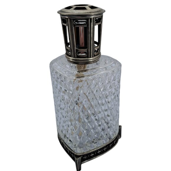 Scentier Other - Scentier Heart-Shape Cut Glass Fragrance Lamp Diffuser Silver Tone Ornate Base